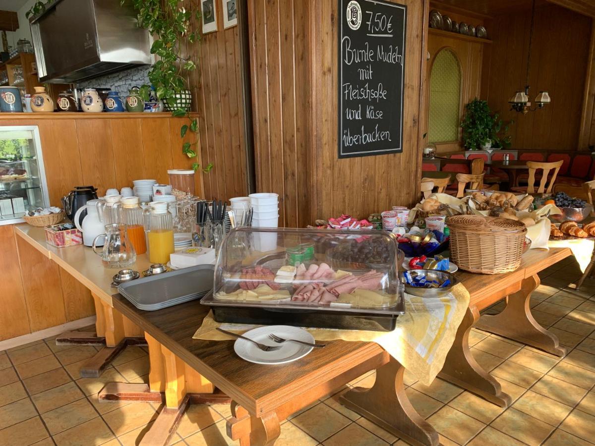 Gasthof Sonnenheim Saaldorf Bagian luar foto