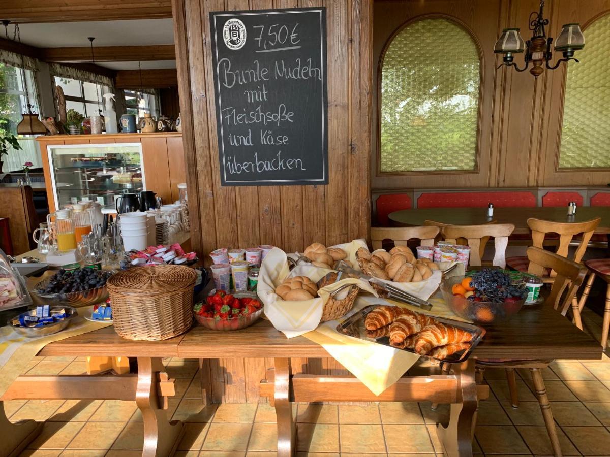 Gasthof Sonnenheim Saaldorf Bagian luar foto