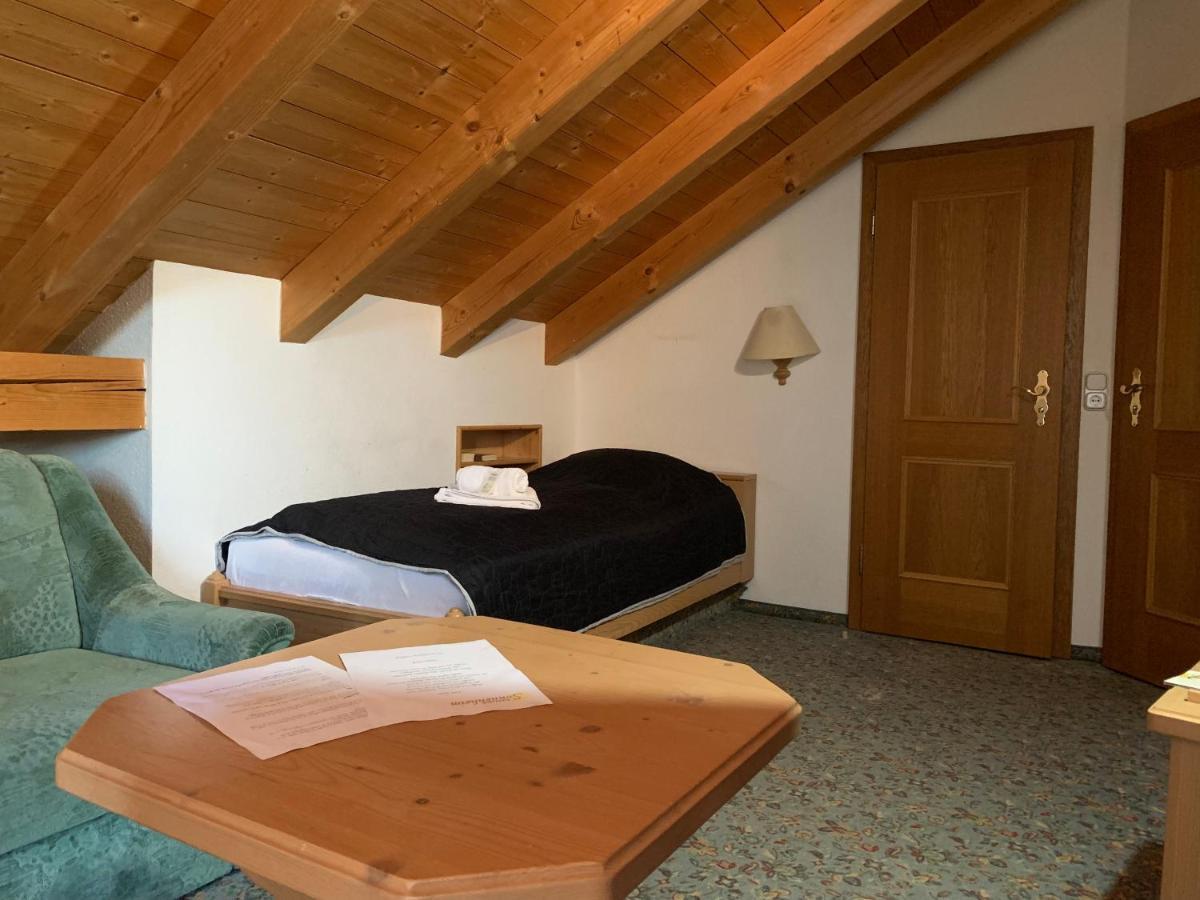 Gasthof Sonnenheim Saaldorf Bagian luar foto
